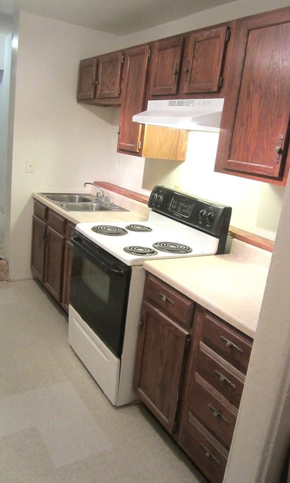 2615 Polk St Ne #2 - Photo 7 of 11