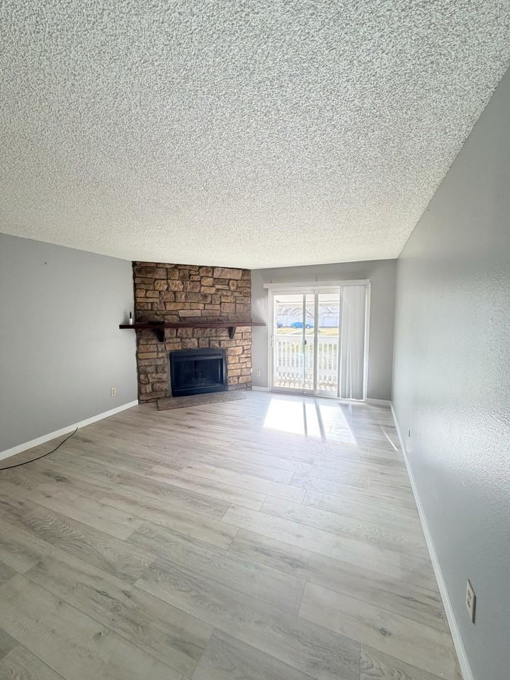 14444 E Colorado Dr #204 - Photo 2 of 12