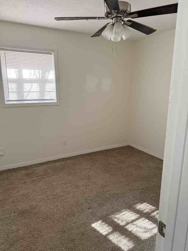 619 Cherokee Rd #NA - Photo 4 of 11