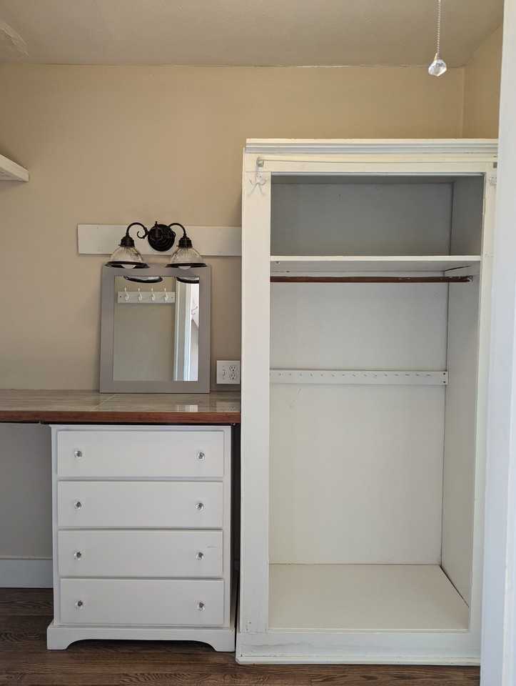 405 S 2nd St #307 - Photo 3 of 18