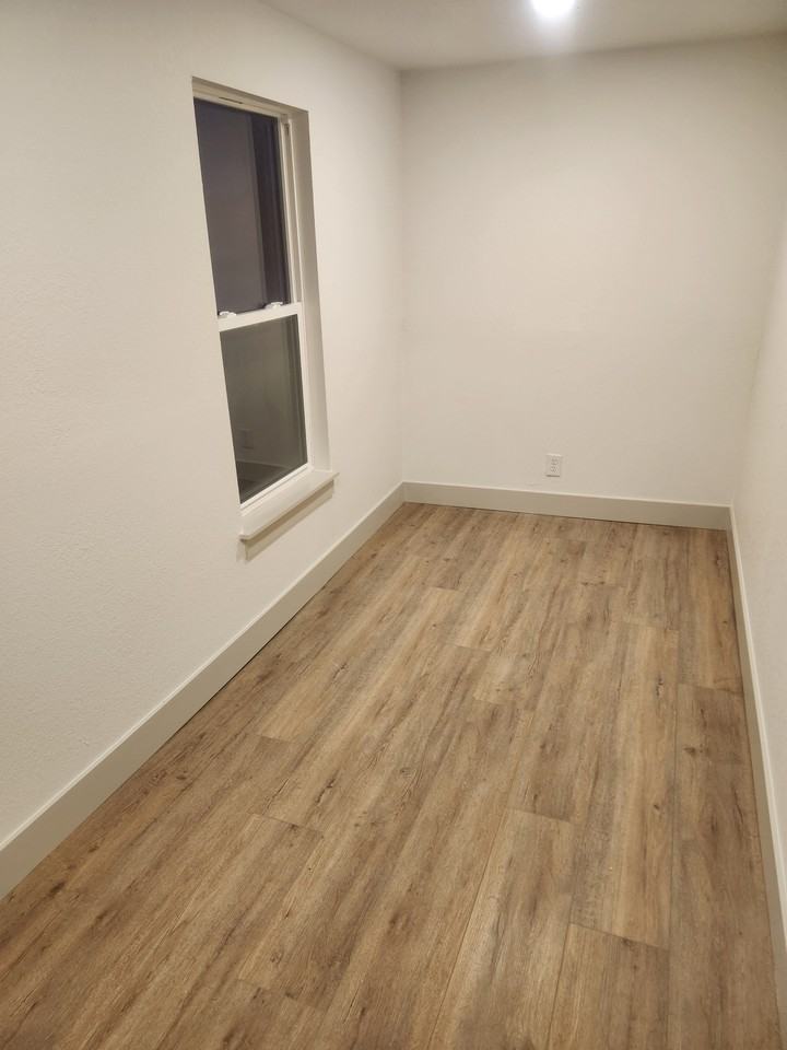 105 N Shawnee St #NA - Photo 5 of 8