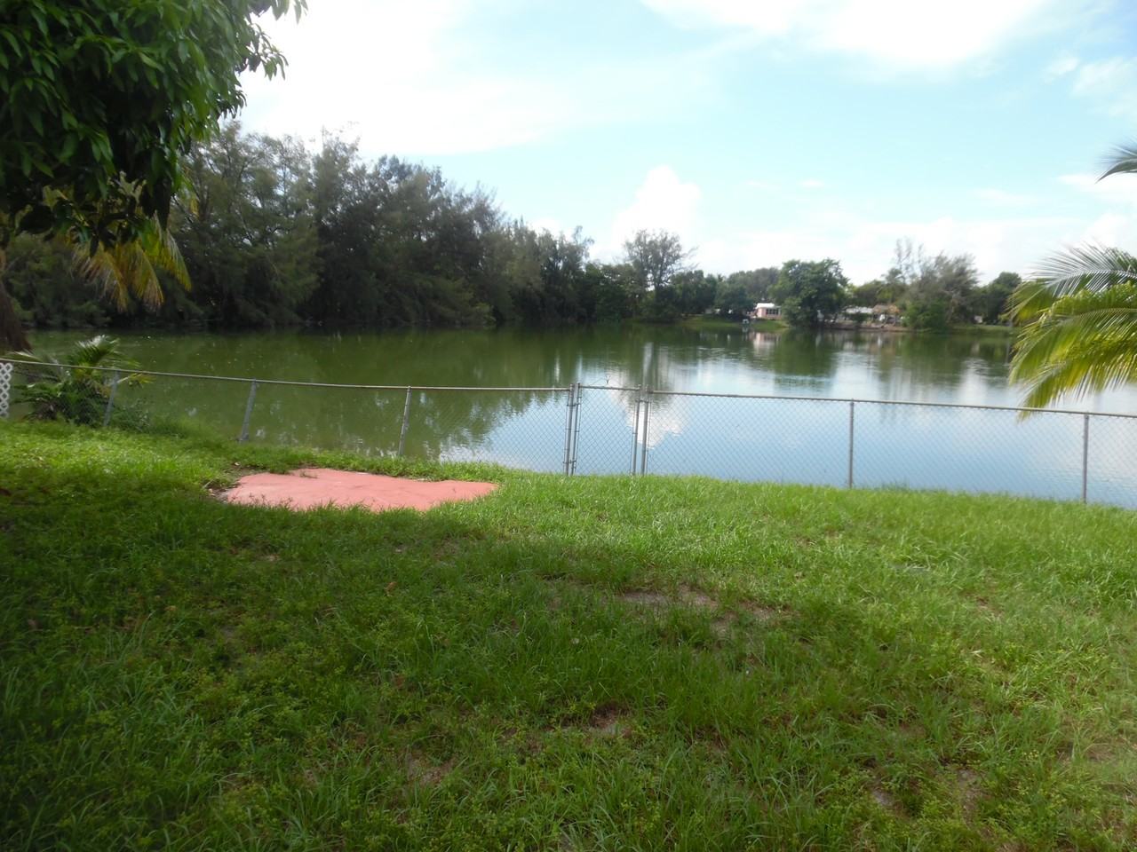 1900 Ne 157th Ter #NA