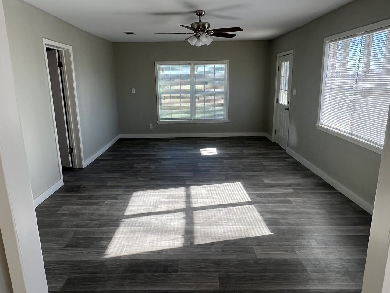 850 Nw Access Rd #NA - Photo 2 of 7