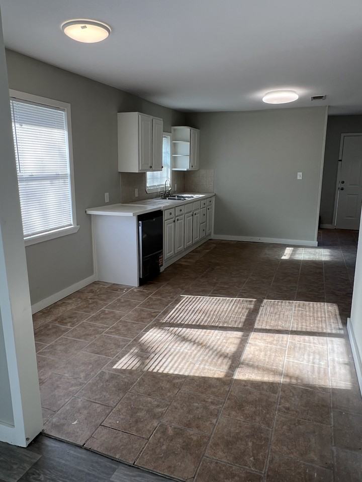 850 Nw Access Rd #NA - Photo 5 of 7