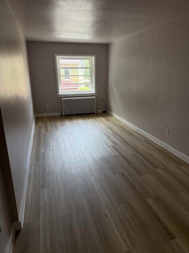 41 S Oak St #5 - Photo 4 of 7