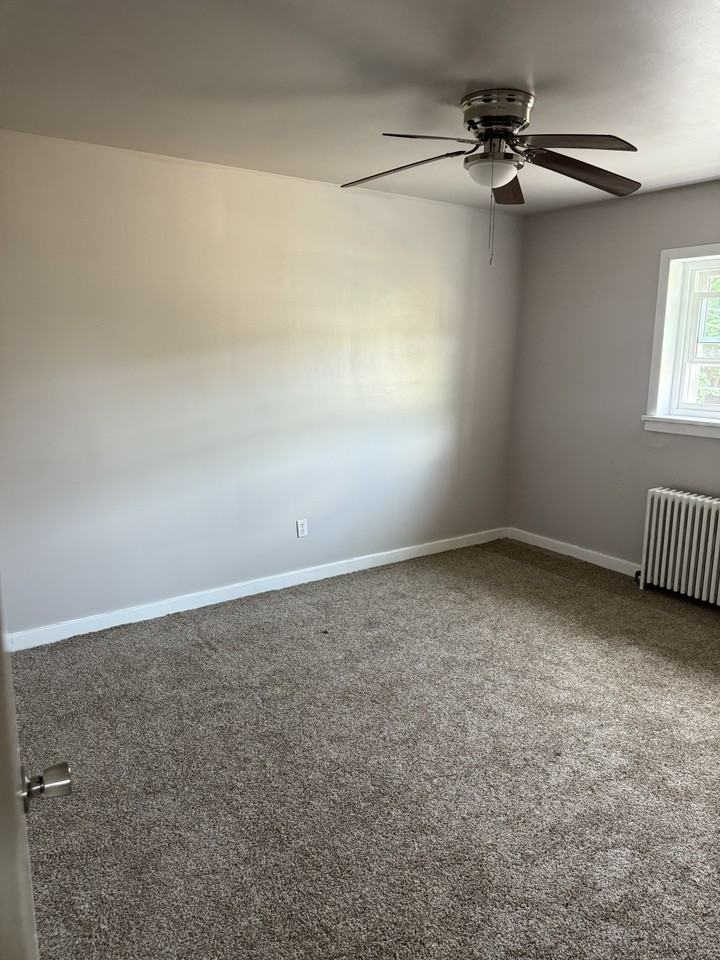 41 S Oak St #5 - Photo 7 of 7