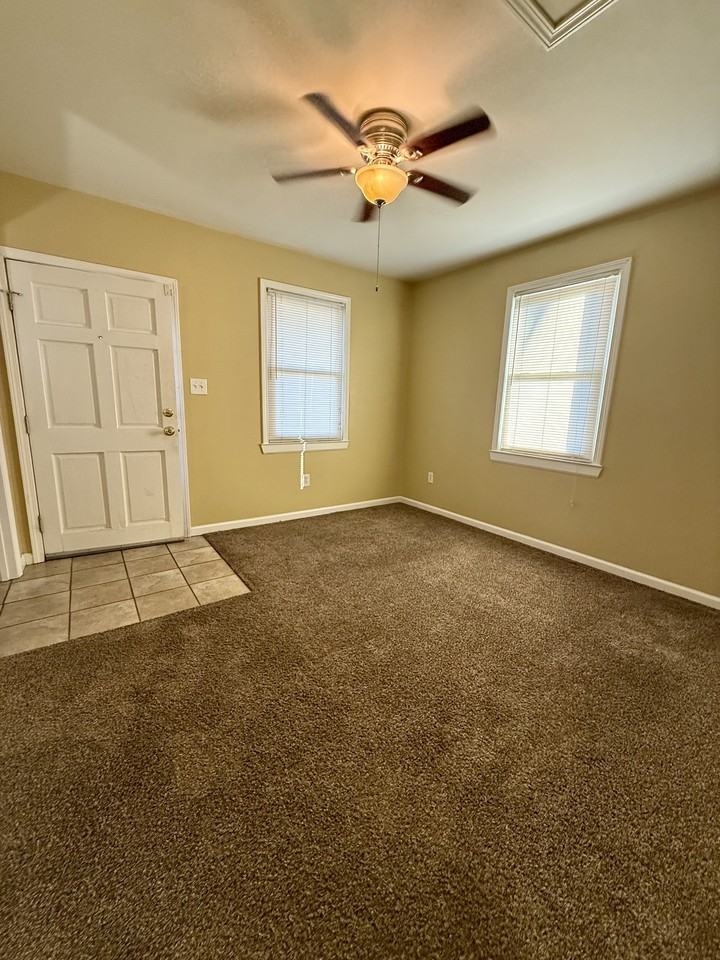 1223 Hanover Street - Photo 6 of 8