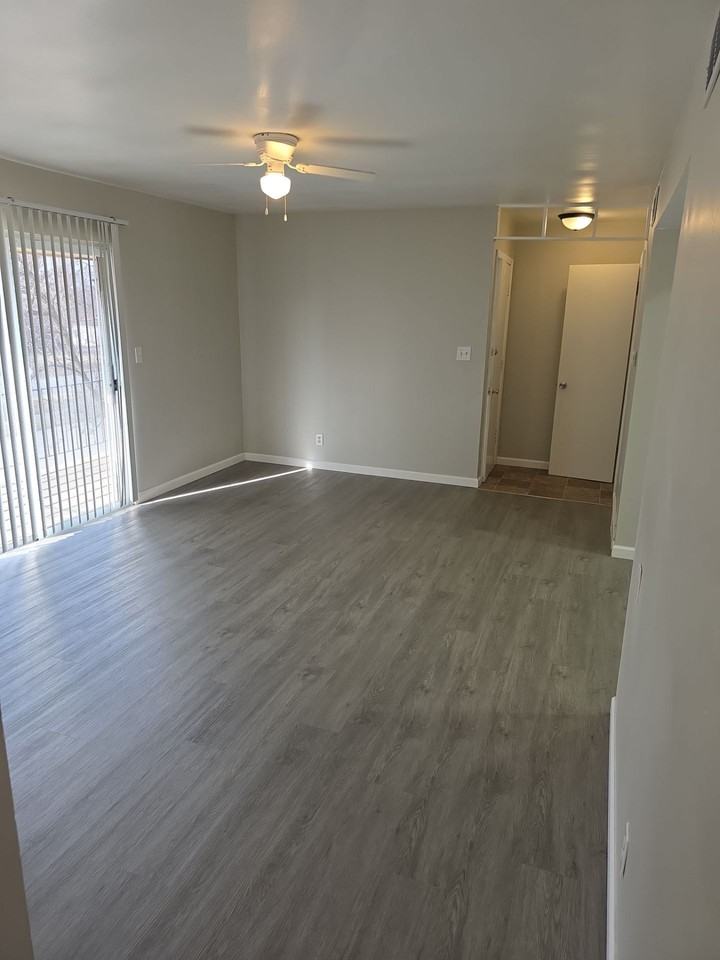 1003 South State Fair Boulevard - Photo 6 of 11