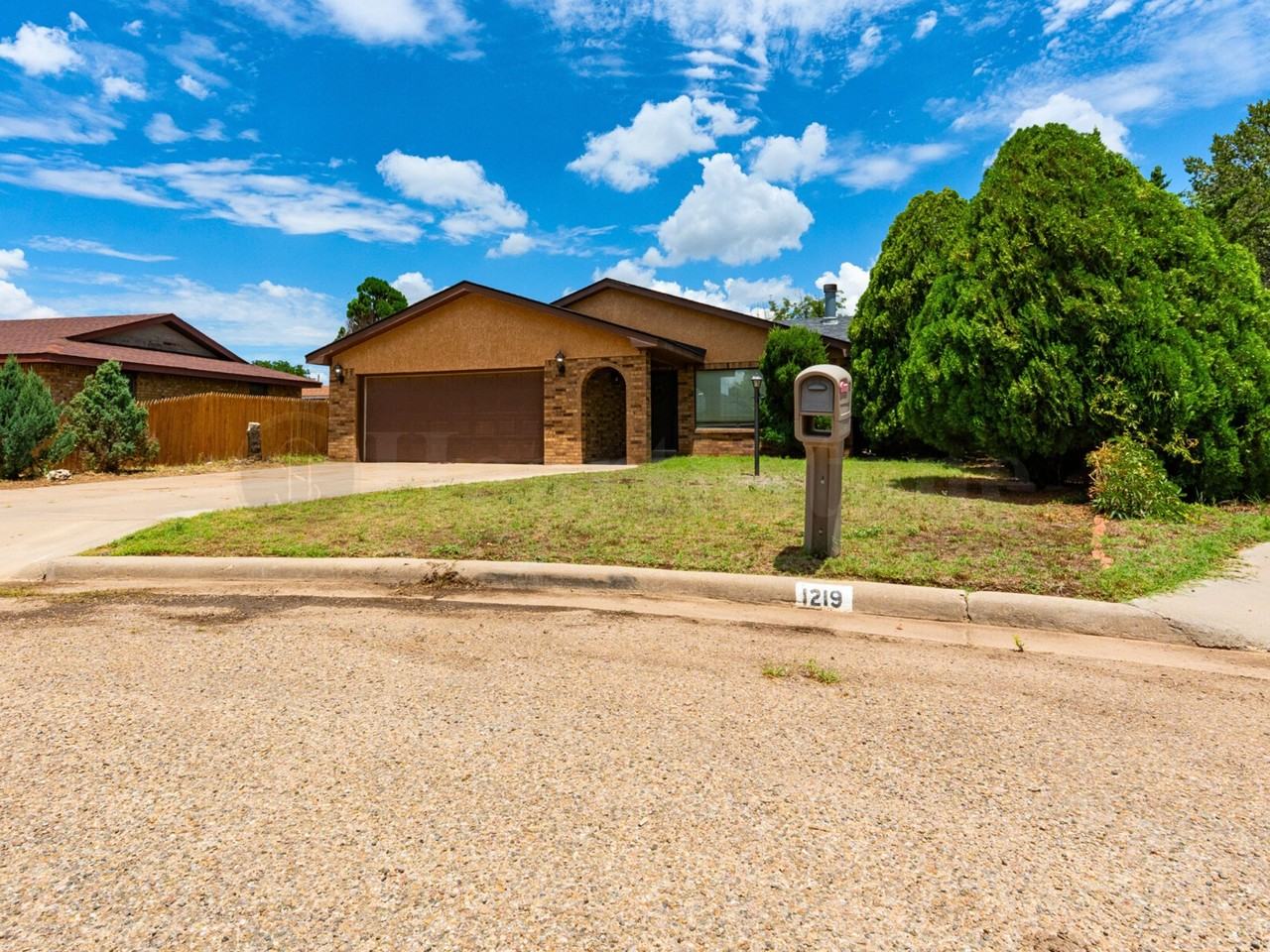 1219 Gemini Cir #1 - Photo 3 of 26