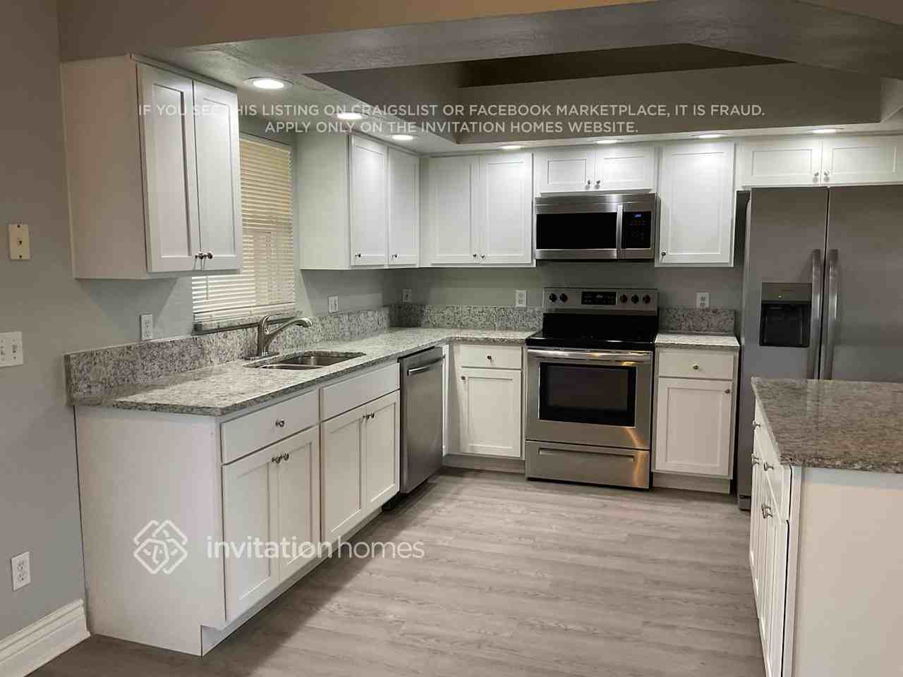 3523 Sw 9th Ave - Photo 4 of 12