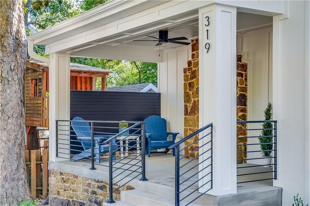 319 S College Ave - Photo 2 of 19