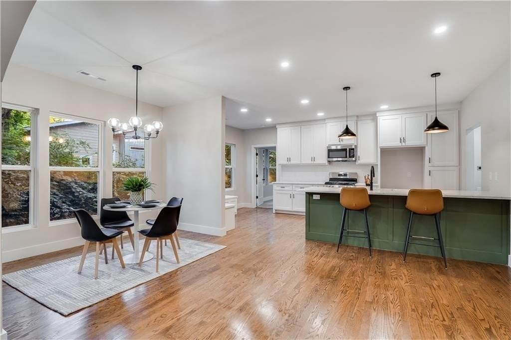 319 S College Ave - Photo 6 of 19