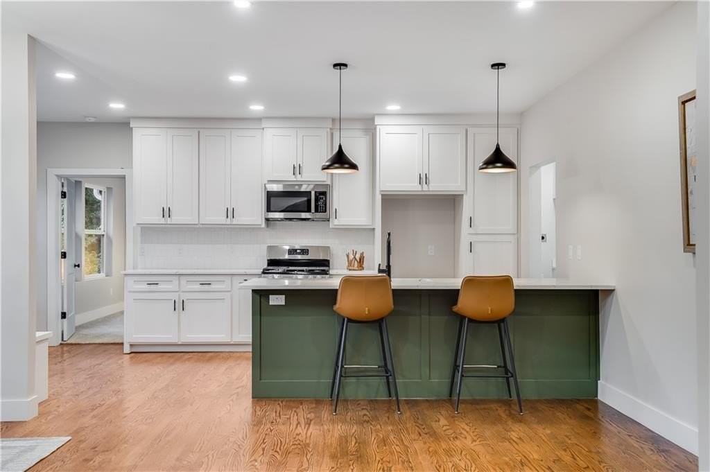 319 S College Ave - Photo 7 of 19