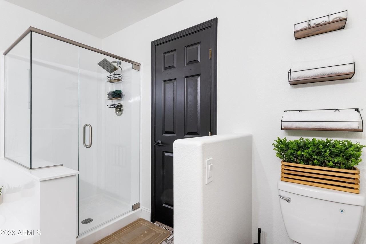 4525 E Angela Dr - Photo 4 of 31