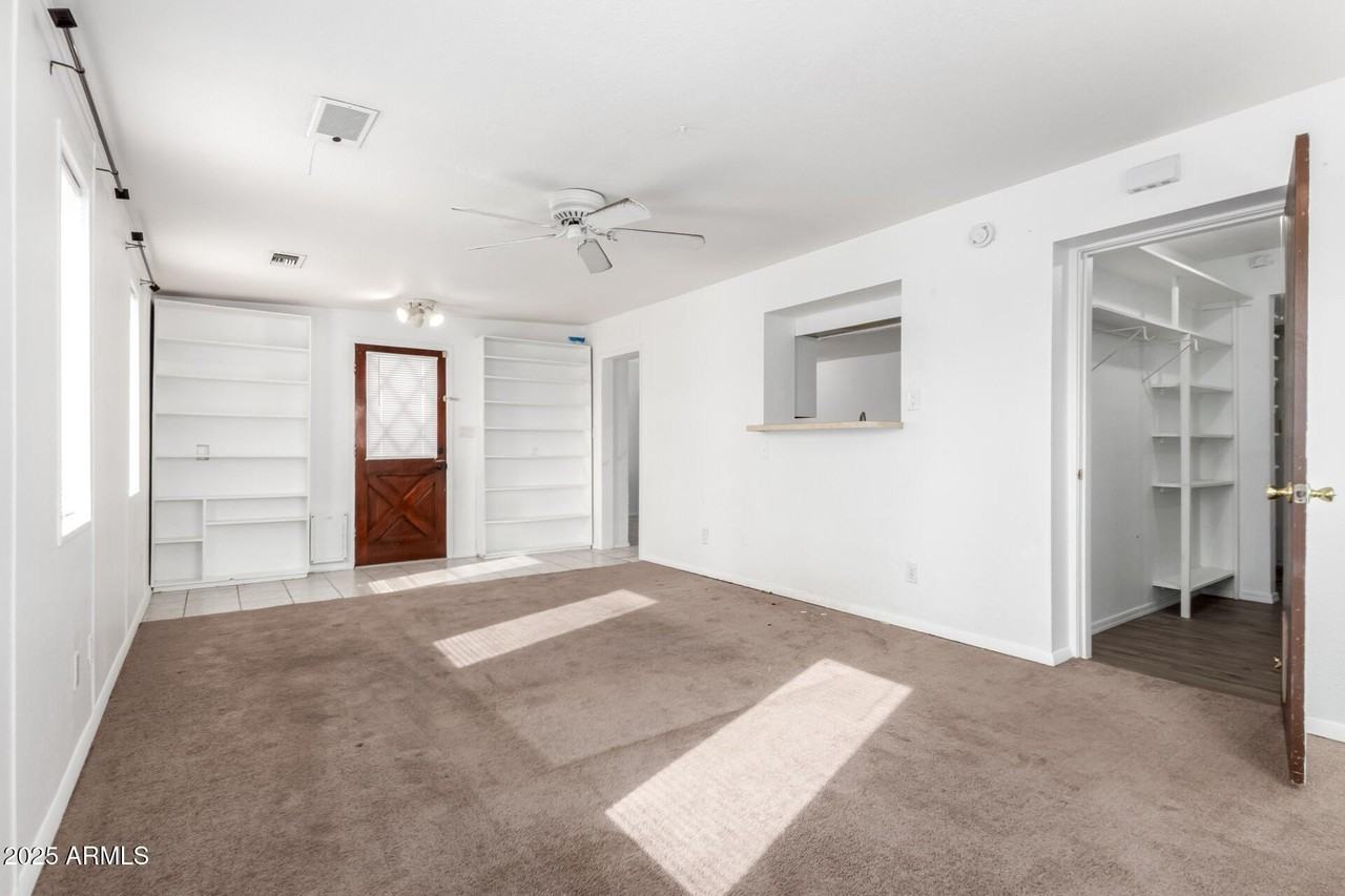 1341 W Shannon St - Photo 7 of 26