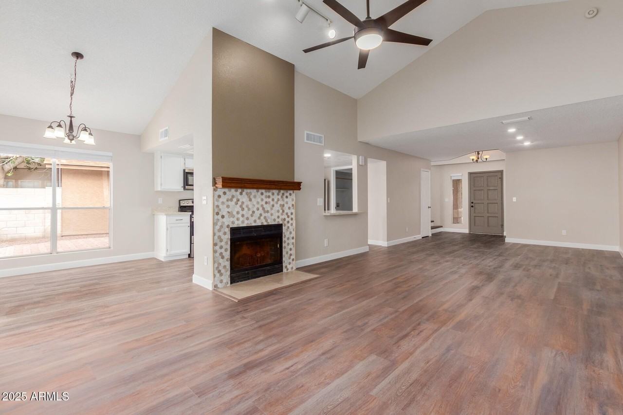 1616 N Calle Cir - Photo 2 of 18