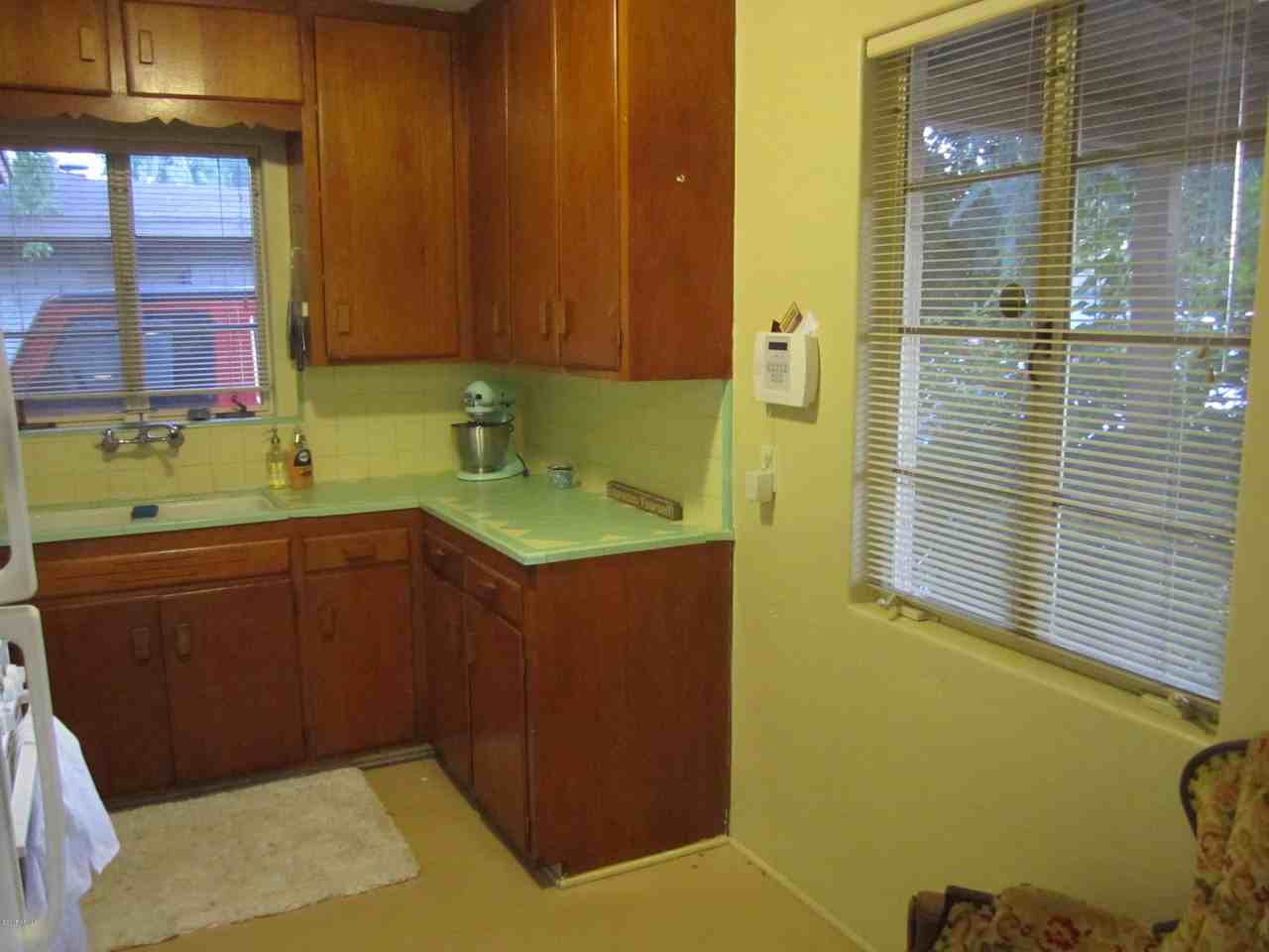 1719 S El Camino Dr - Photo 6 of 34