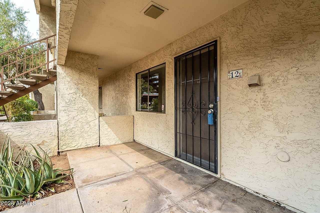 11026 N 28th Dr Unit 12 #12 - Photo 6 of 48