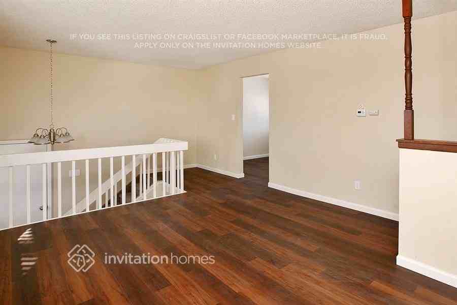 7245 Goldfield Dr - Photo 3 of 19