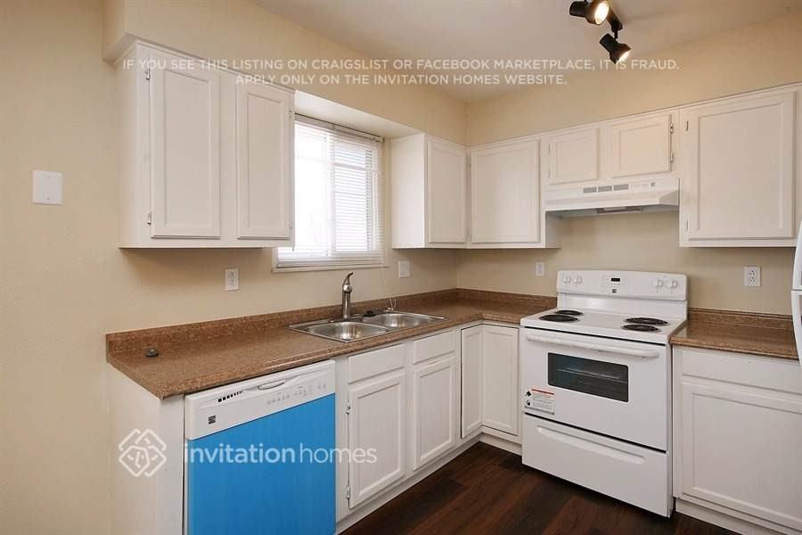 7245 Goldfield Dr - Photo 6 of 19