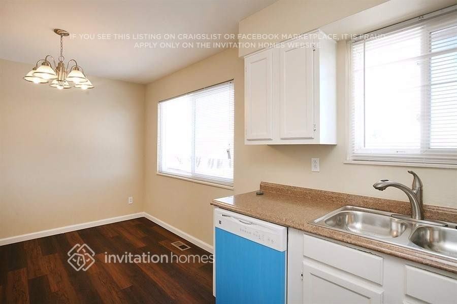 7245 Goldfield Dr - Photo 7 of 19