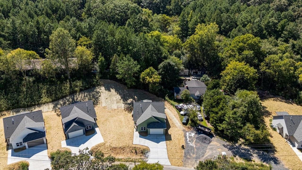 4757 Green Shanty Rd - Photo 5 of 37