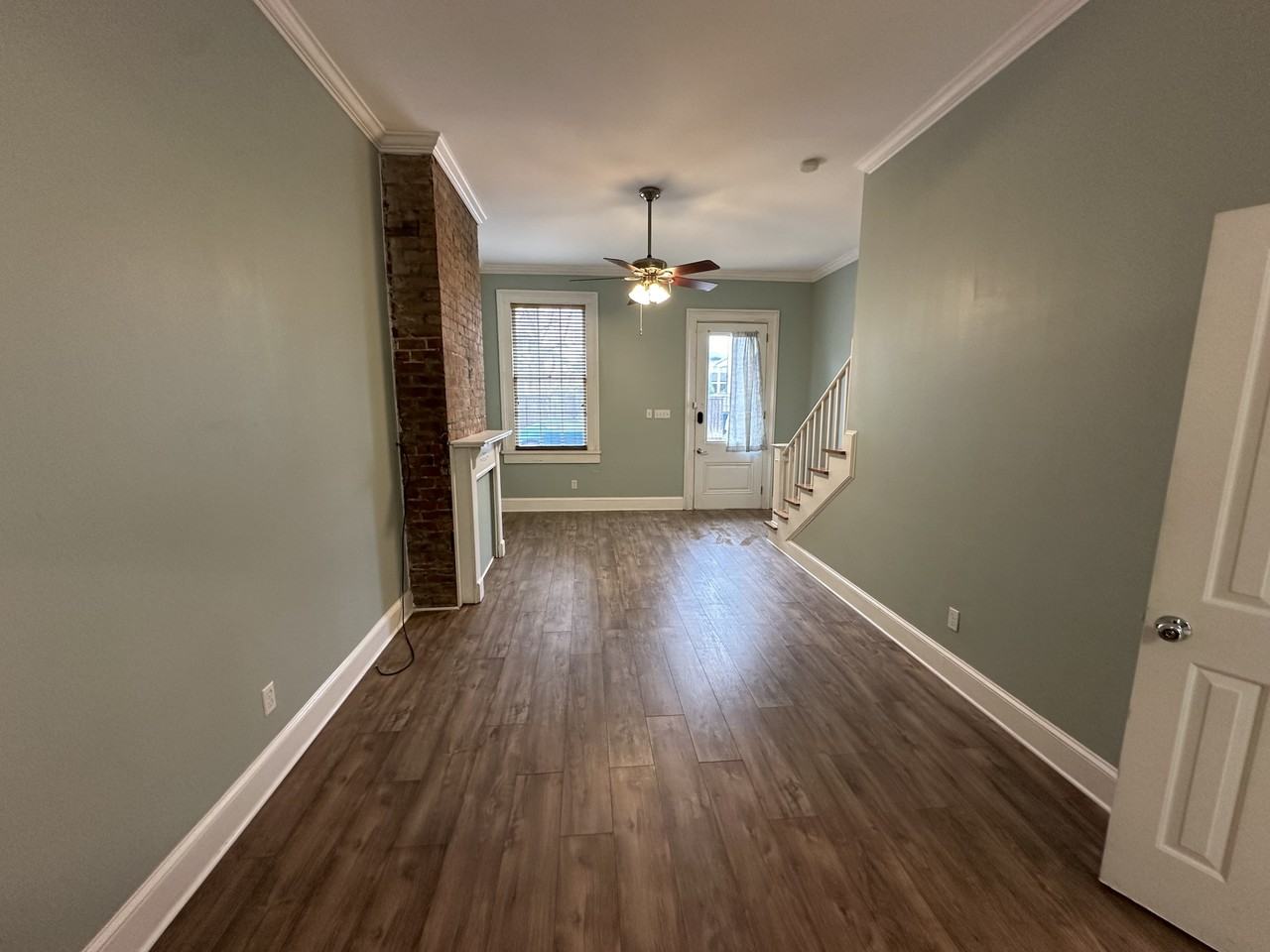 532 1st St #532 - Photo 4 of 21