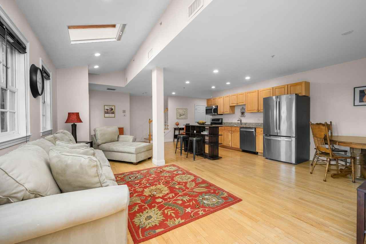 615 Main St Unit 3 #3 - Photo 7 of 22