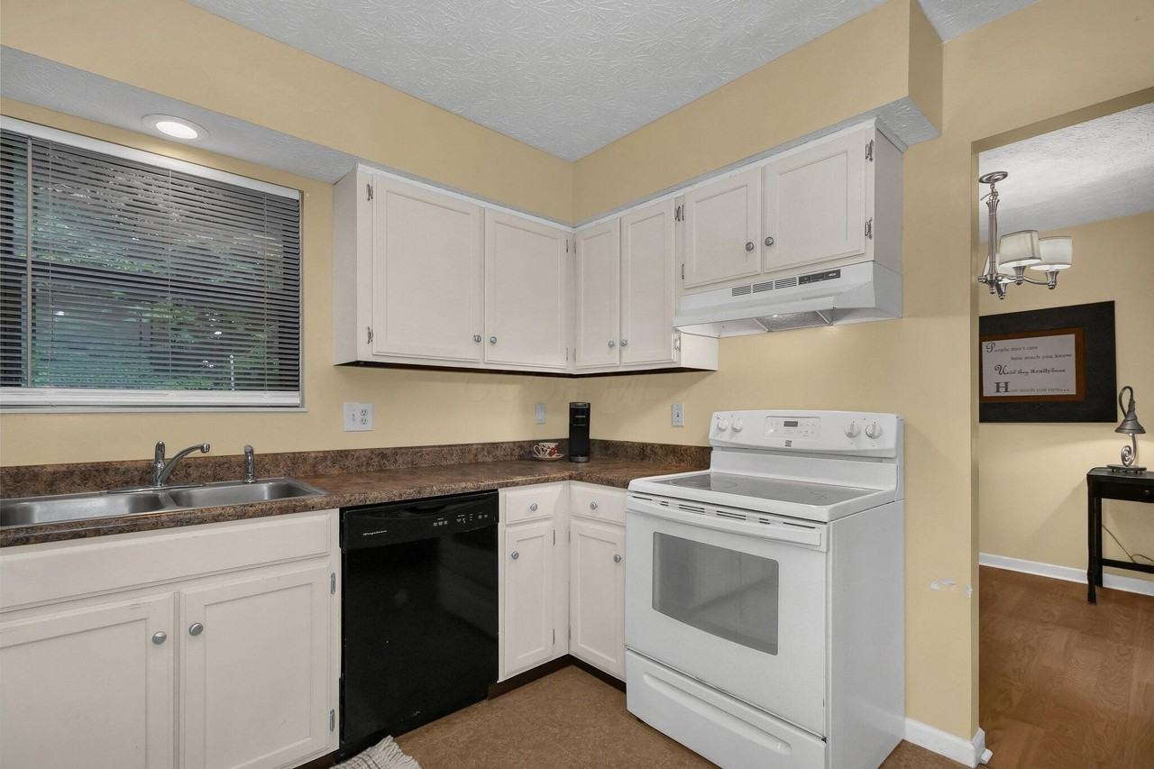 3084 Highland Park Dr - Photo 7 of 25