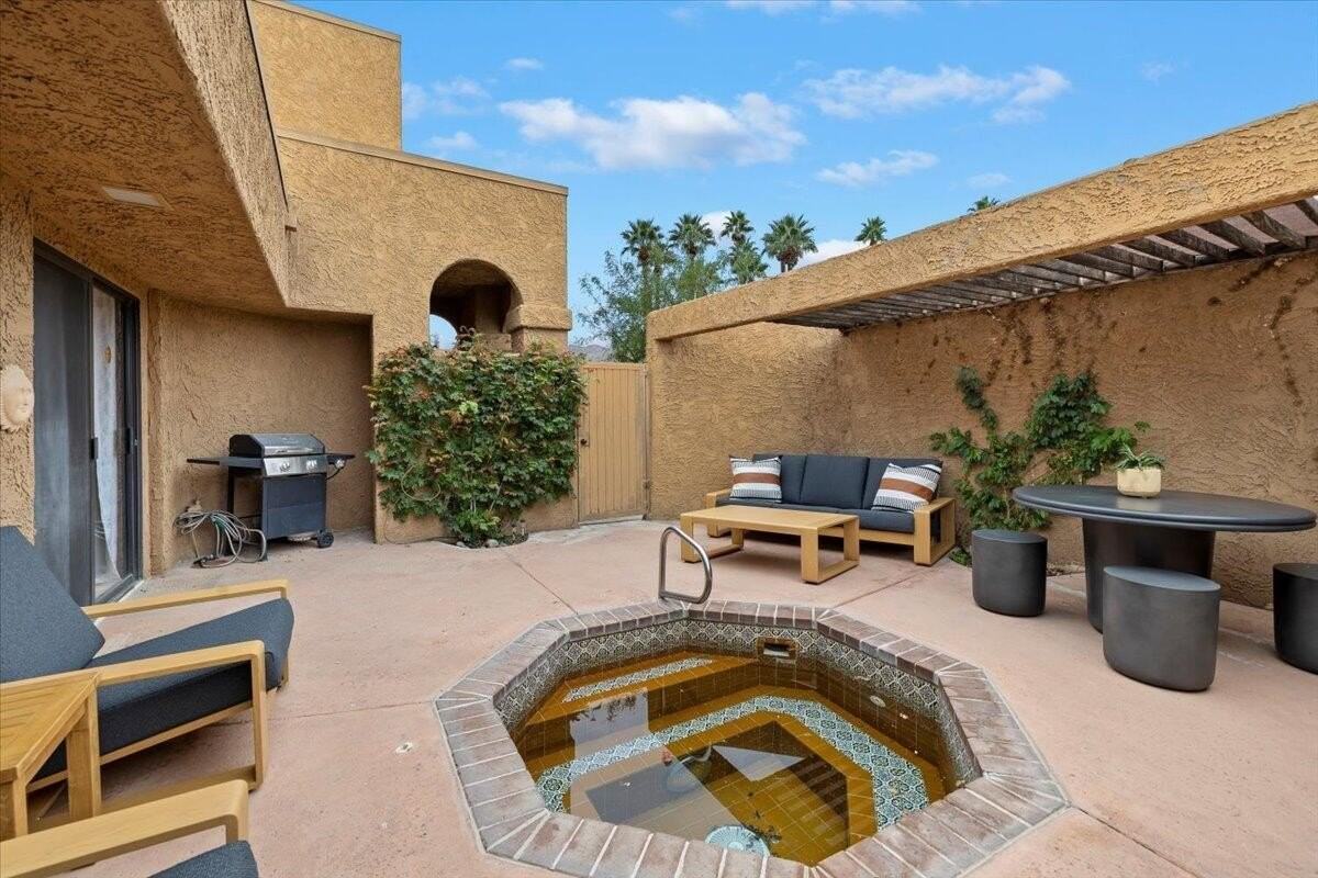 73417 Foxtail Ln - Photo 4 of 46