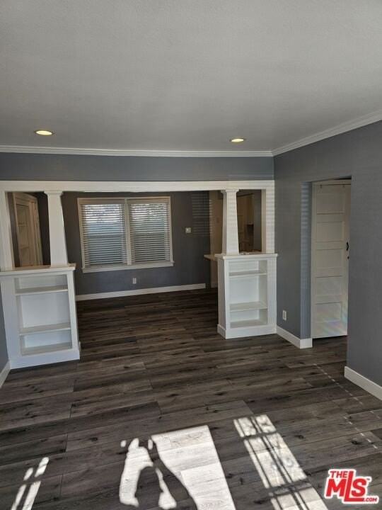 2059 W 29th St - Photo 7 of 20