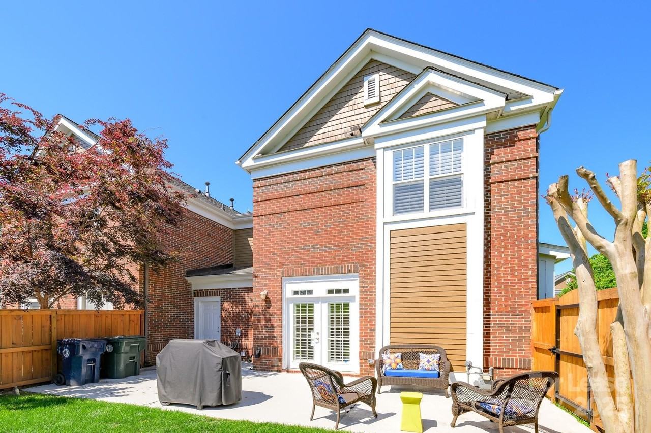 18524 Mizzenmast Ave - Photo 6 of 44