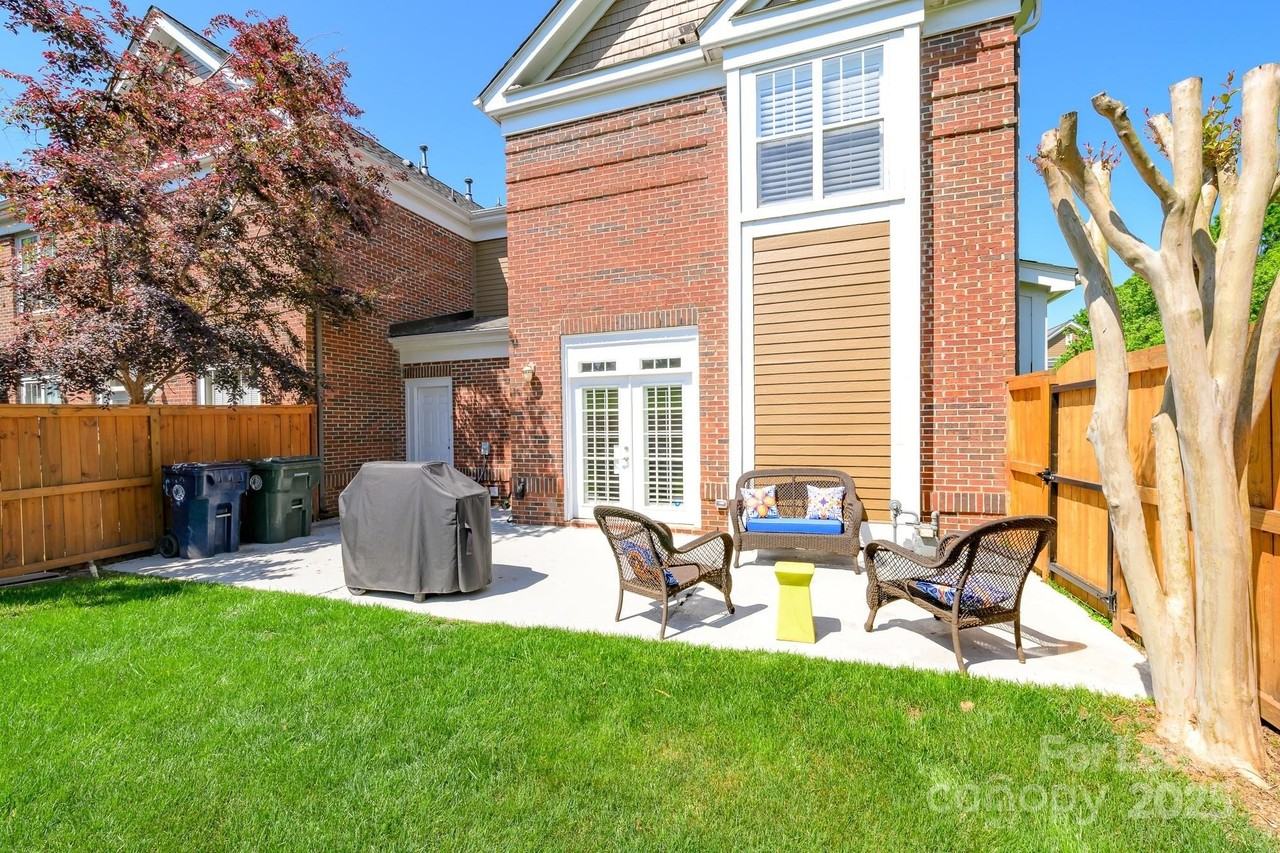 18524 Mizzenmast Ave - Photo 7 of 44