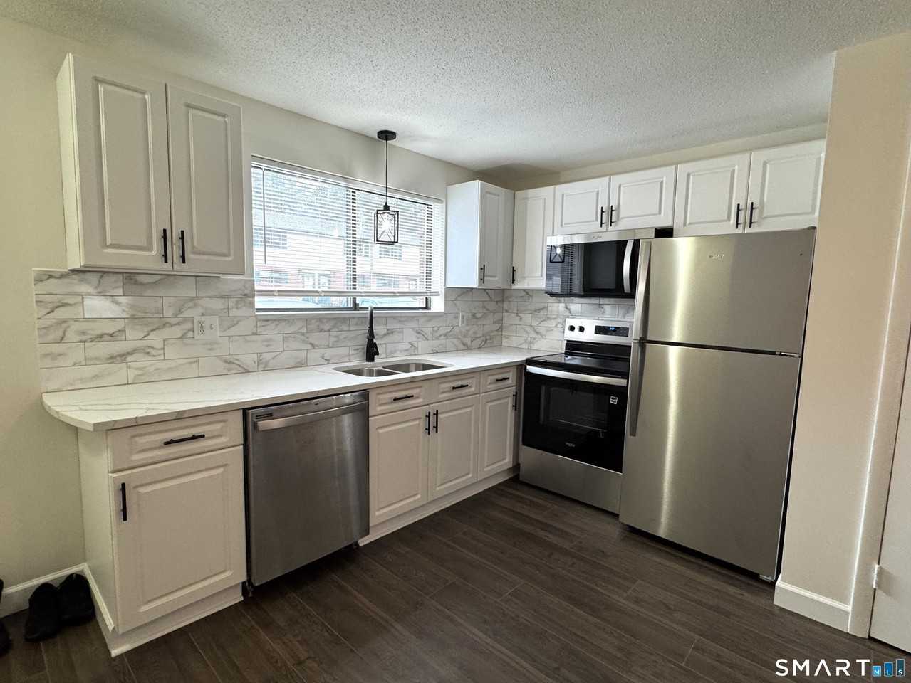 39 Horton Hill Rd #6E - Photo 3 of 26