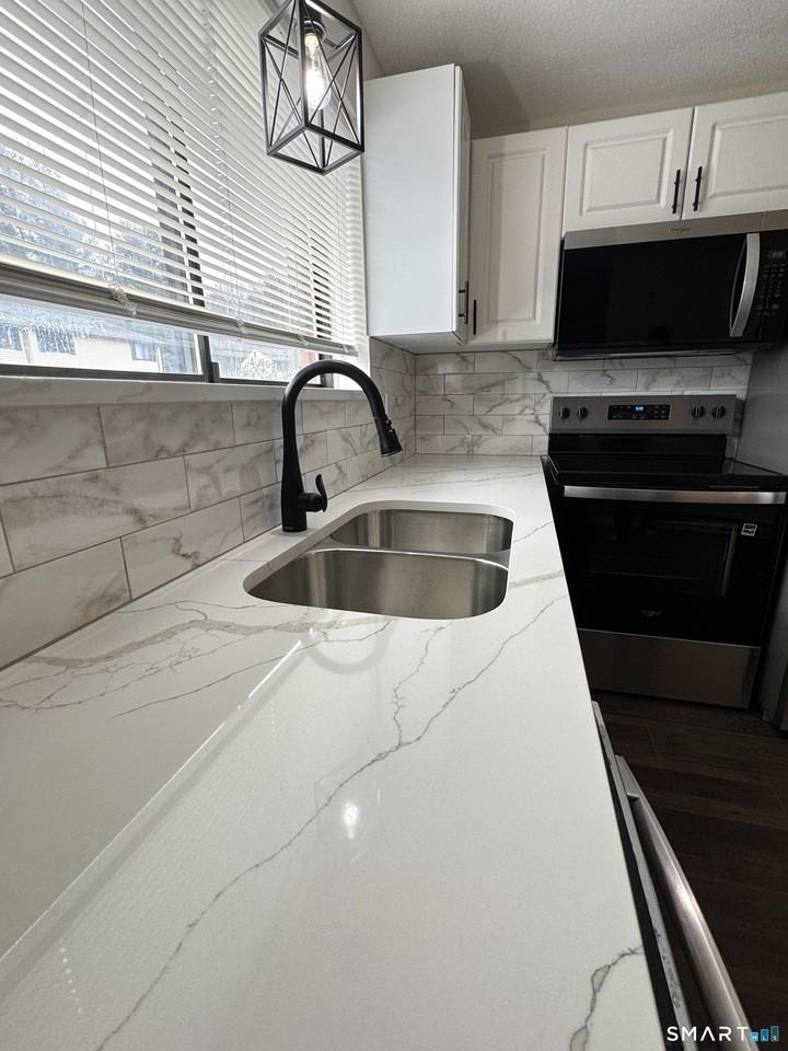 39 Horton Hill Rd #6E - Photo 4 of 26