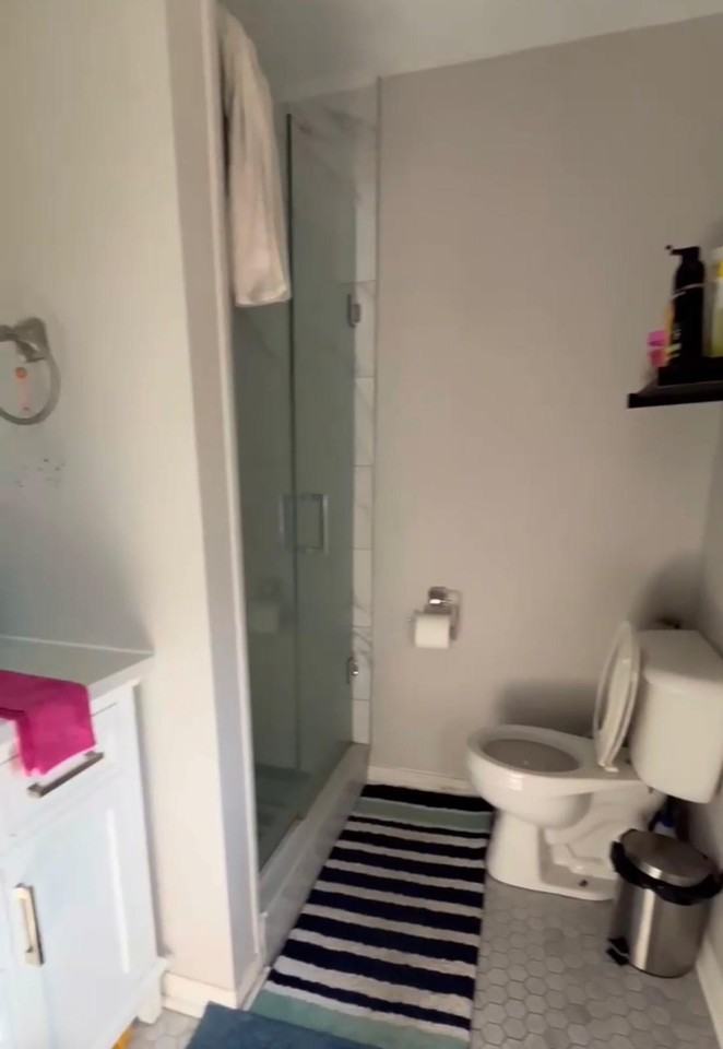 638 Creston Ave #2 - Photo 3 of 8