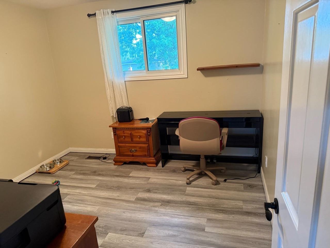 638 Creston Ave #2 - Photo 7 of 8