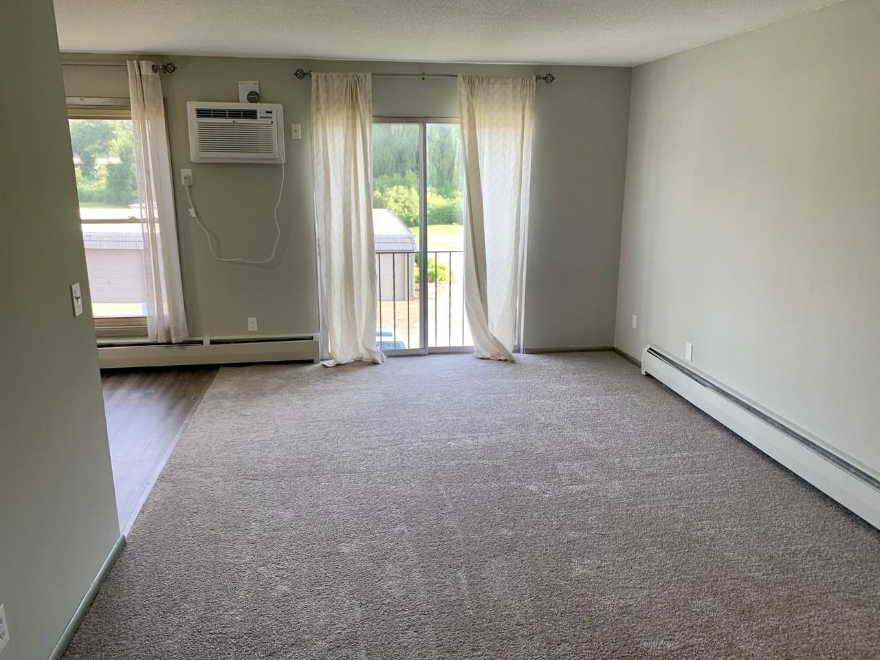 810 9th Ave S #8 - Photo 5 of 10