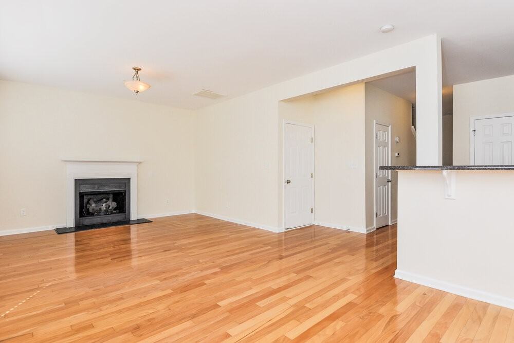 18 Willowbrook Cir - Photo 3 of 17