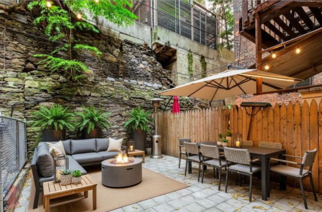 W 97th St - Photo 2 of 8