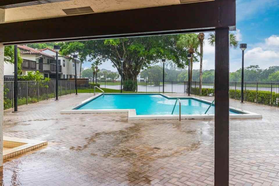 5790 Fox Hollow Drive - Photo 7 of 8