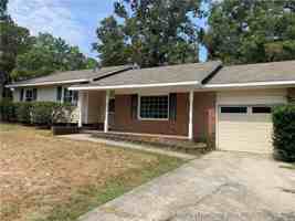 featured image of 412 Nottingham Dr