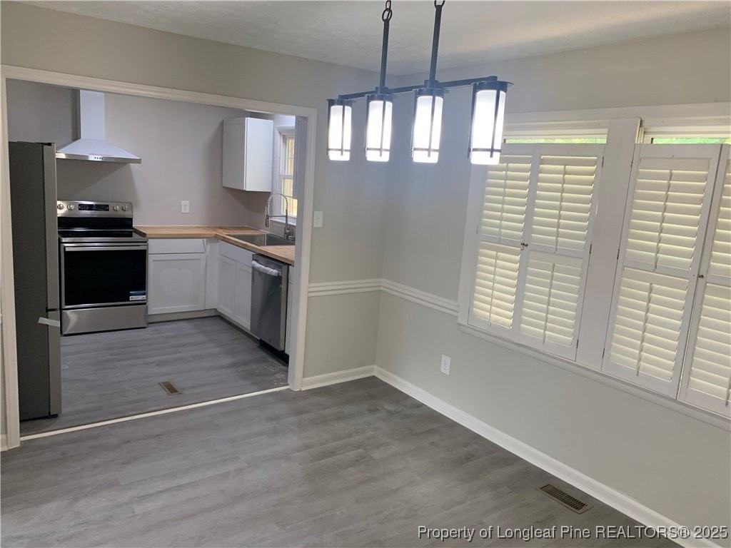 412 Nottingham Dr - Photo 3 of 8