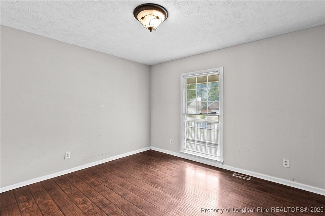 6924 Woodmark Dr - Photo 7 of 37