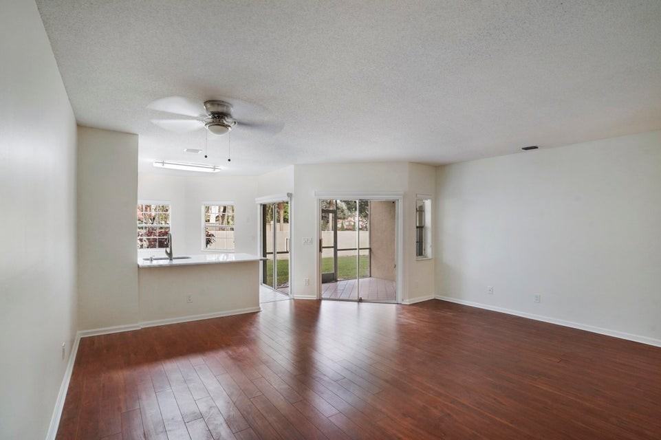 6513 Via Regina - Photo 6 of 7