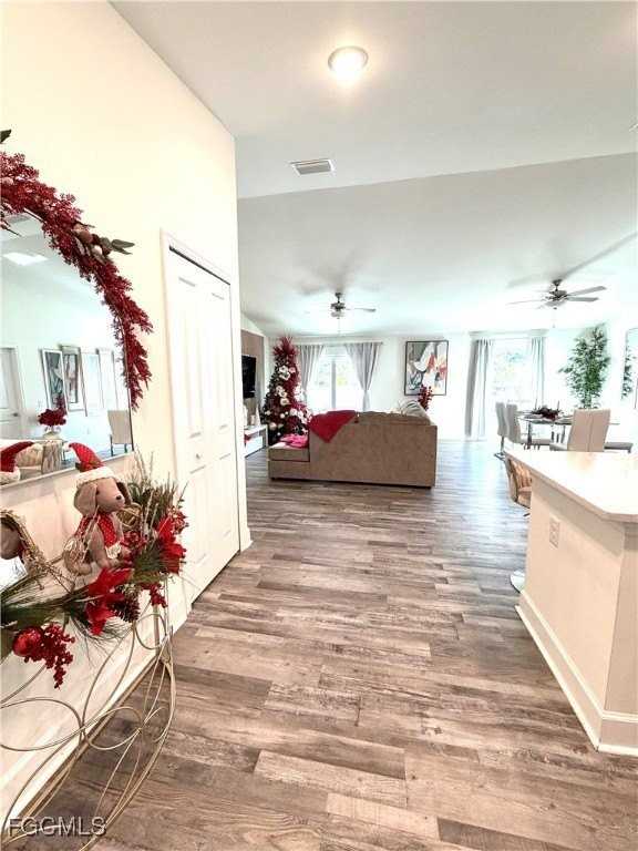 332 Nw 19th St - Photo 6 of 24