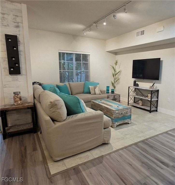 13160 Bella Casa Cir Apt 1104 #1104 - Photo 4 of 23