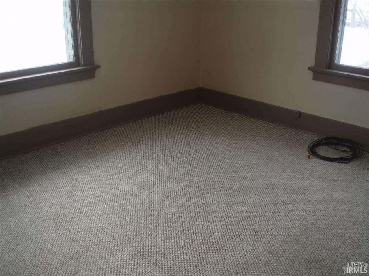 1811 Tilden Ave - Photo 6 of 11