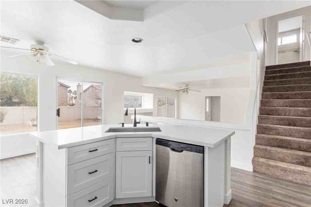 1440 Silver Point Ave #0 - Photo 3 of 32