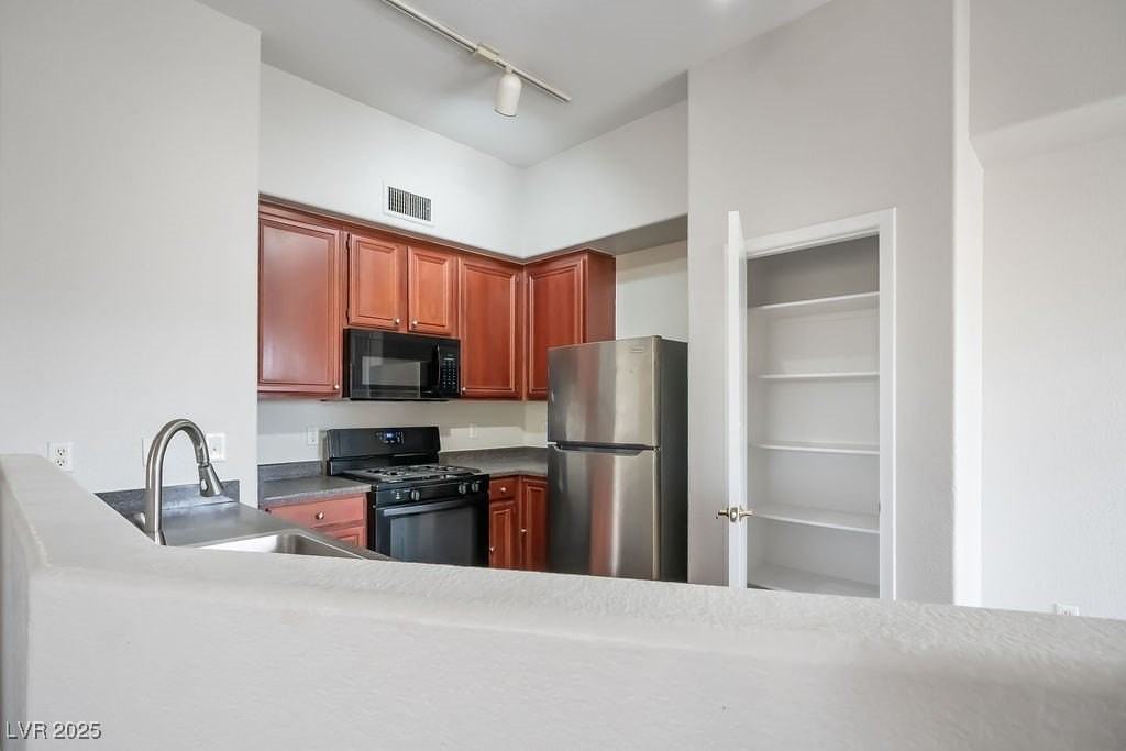 10245 S Maryland Pkwy #2207 - Photo 4 of 21